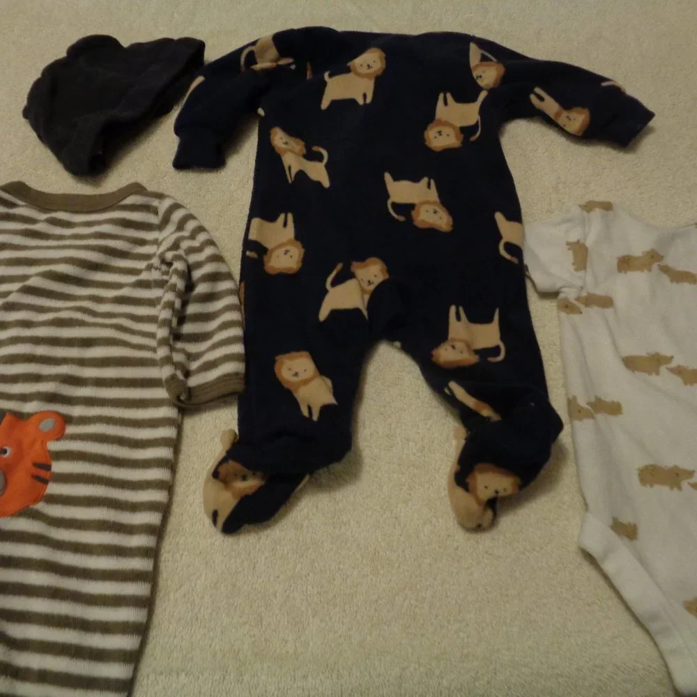 ANIMALS INFANTS 4 PIECES BABY WEAR BUNDLE